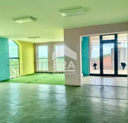 Photo 3 — Office in Varna, Vinica