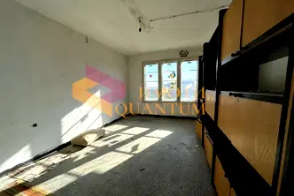 Офис във Варна, Владислав Варненчик 2