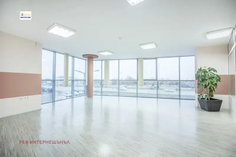Office in Sofiya, Vrajdebna