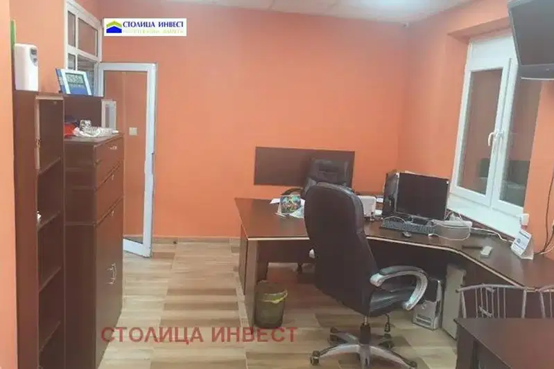 Офис в Русе, Здравец Изток