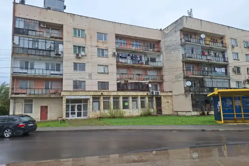 Office in Oblast Lovech, Letnica