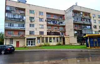 Офис в Ловеч, Летница