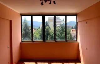 Офис в София, Ботев