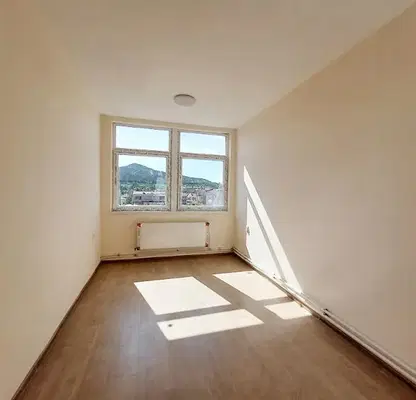 Photo 3 — Office in Oblast Veliko Tyrnovo, Gorna Oryahovica