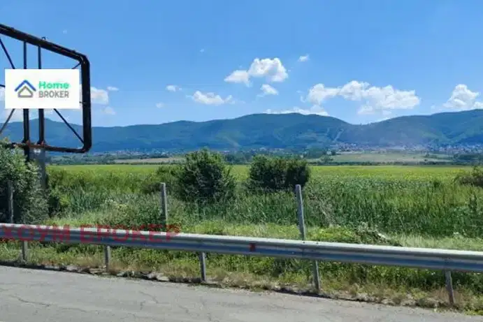 Парцел в с. Лозен
