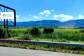 Парцел в с. Лозен