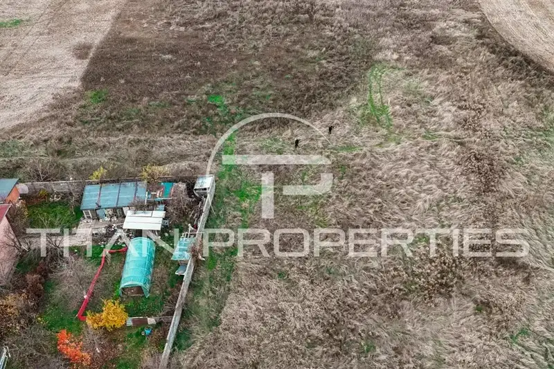 Plot in Mirovyane