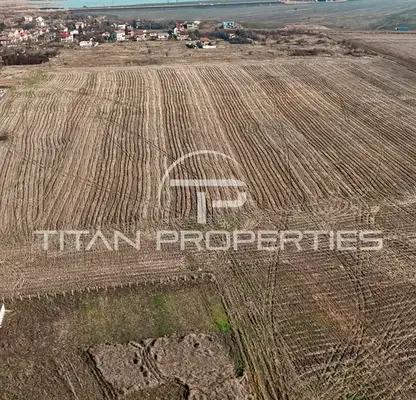 Photo 2 — Plot in Voluyak
