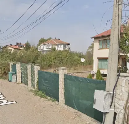 Photo 3 — Plot in Voluyak