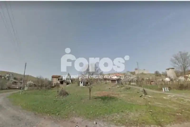 Plot in Izvorishte