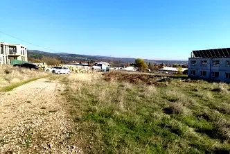 Парцел в Нови Искър