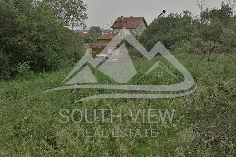 Plot in Novi Iskyr