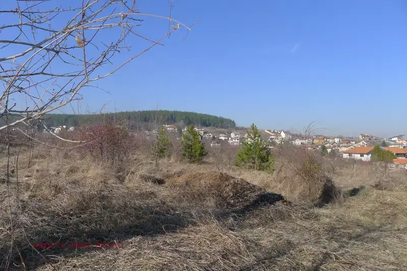 Парцел в Банкя