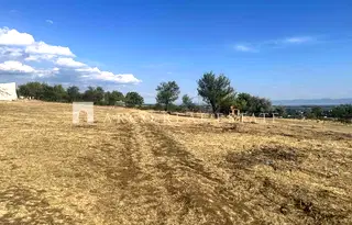 Парцел в Нови Искър