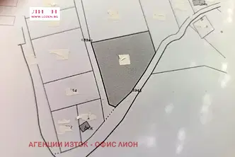 Парцел в с. Лозен
