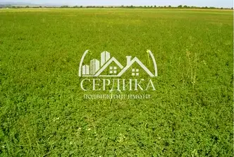 Парцел в Банкя