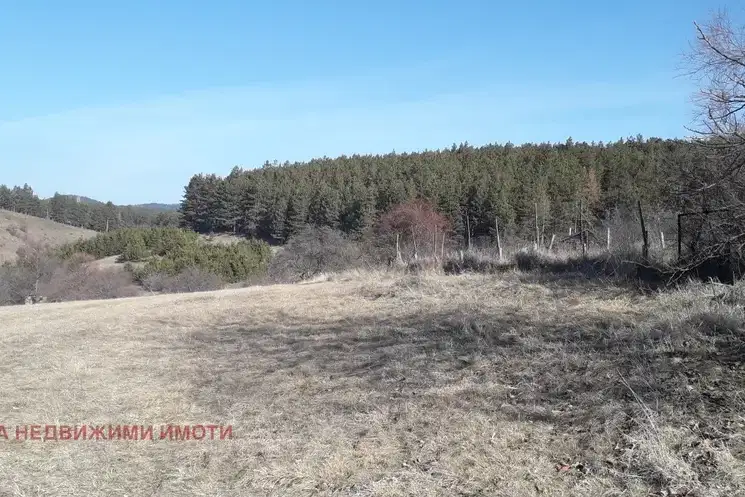 Парцел в с. Подгумер