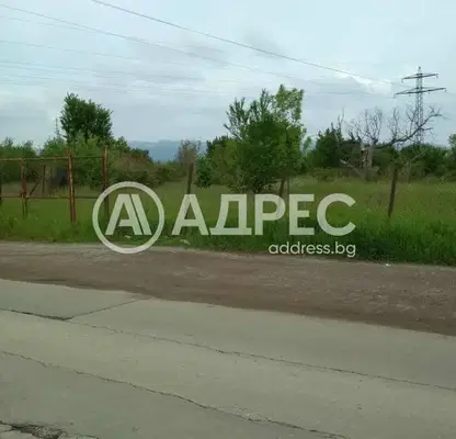 Photo 2 — Plot in Novi Iskyr