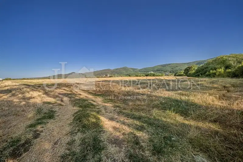 Парцел в с. Лозен