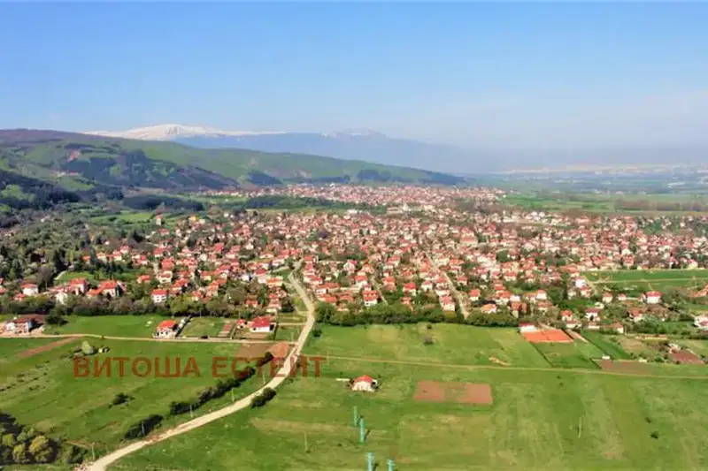Парцел в с. Лозен