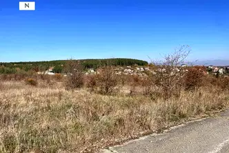 Парцел в Банкя