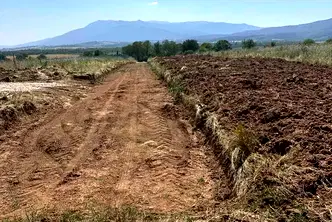 Парцел в с. Иваняне