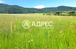 Парцел в Банкя