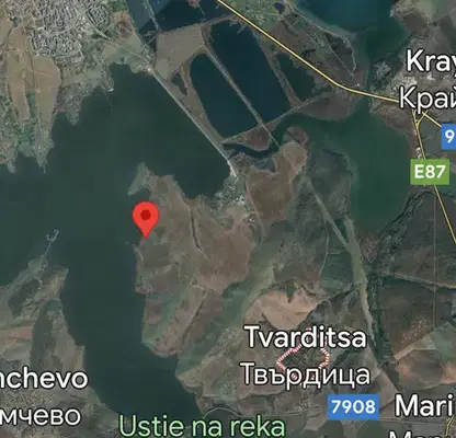 Photo 3 — Plot in Tvyrdica