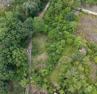 Photo 3 — Plot in Студентски