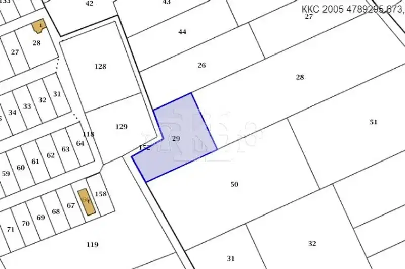 Plot in Topoli