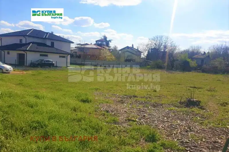 Plot in м-т Евксино