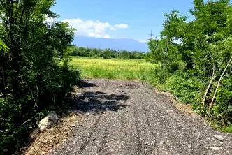 Парцел в с. Лозен