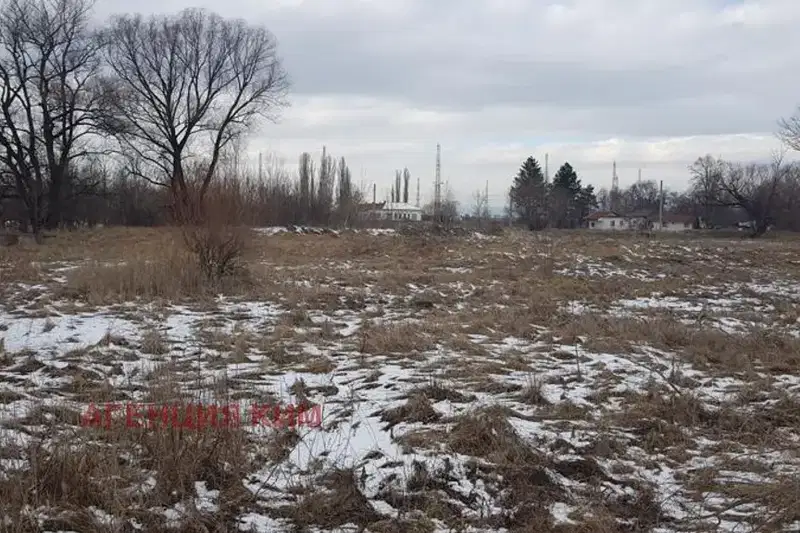 Plot in Krivina