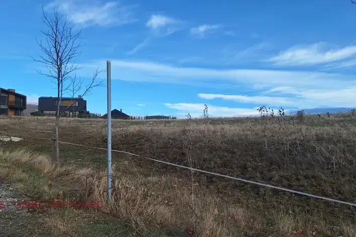 Plot in Vladaya