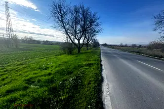 Парцел в с. Тополи