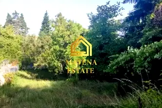 Парцел в Банкя