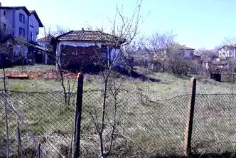 Парцел в с. Извор