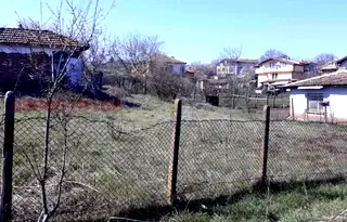 Парцел в с. Извор
