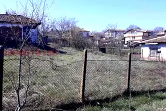 Парцел в с. Извор