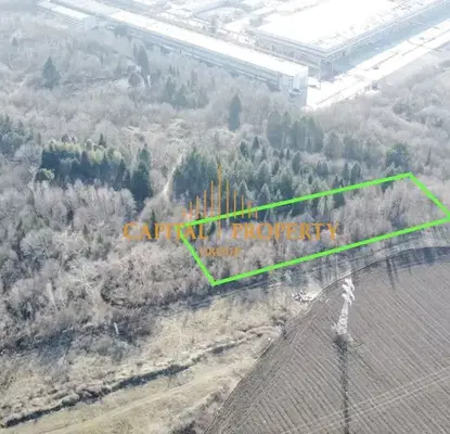 Photo 3 — Plot in Topoli