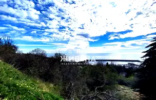 Парцел в к.к. Златни пясъци
