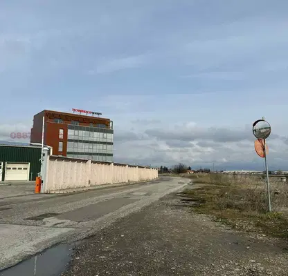 Photo 4 — Plot in Voluyak