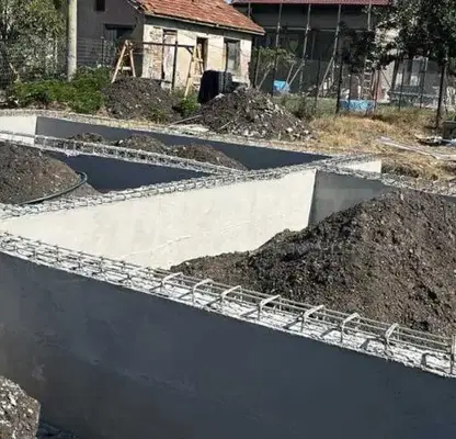 Photo 4 — Plot in Voluyak