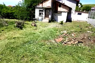 Парцел в с. Изворище
