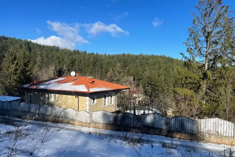 Парцел в Банкя