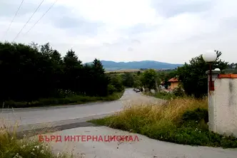 Парцел в Банкя