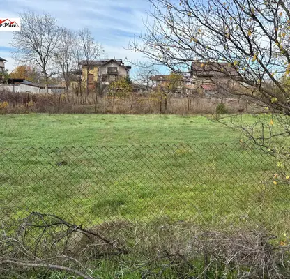 Photo 2 — Plot in Dolni Bogrov