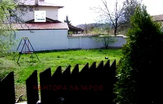 Парцел в Банкя
