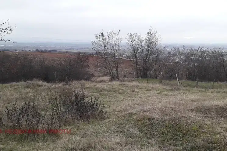 Парцел в с. Подгумер