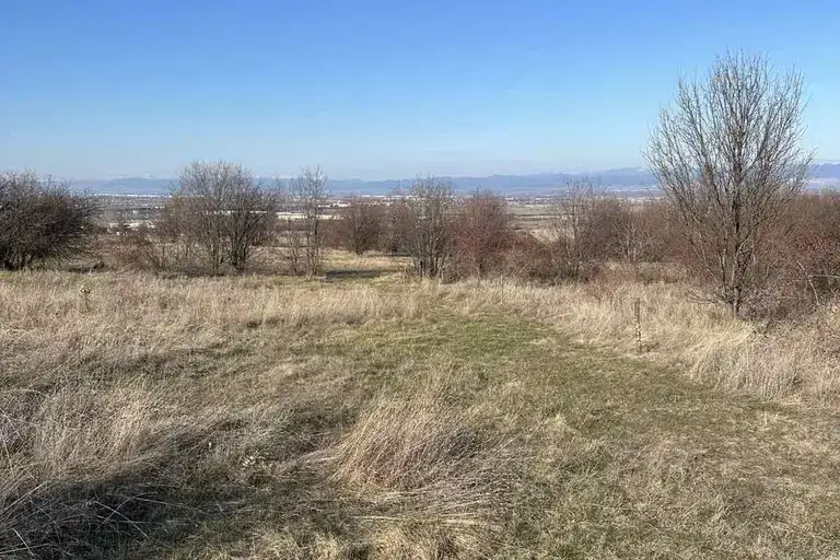 Парцел в с. Лозен